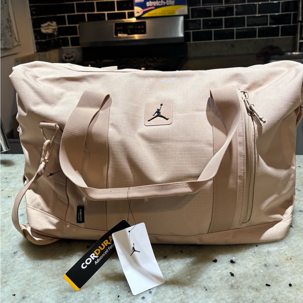 Jordan Duffel Bag in Light Cream